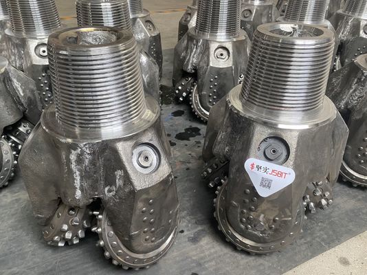 IADC 537 Wkładka z węglika wolframu 12 1/2 &quot;12 1/4&quot; Do ekstrakcji gazu