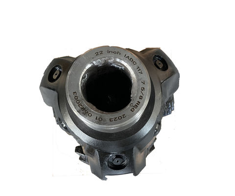 22-calowe wiertło Tricone o średnicy 558 mm