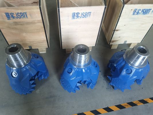 Najwyższej jakości IADC217 17,5 cala 444,5 mm Stalowy ząb Tricone Bit