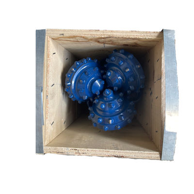 Wyposażenie fabryczne bezpośrednio 5 1/2 cala 140 mm IADC537 Tricone Rock Drill Bit