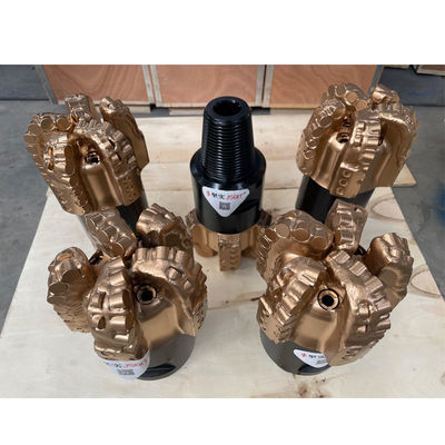Wyrób fabryczny Bezpośrednio 5 ostrzy 6 3/4 cala 171 mm PDC Core Drilling Bit